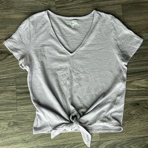 Madewell texture & thread v neck tie top - Size medium light pale purple